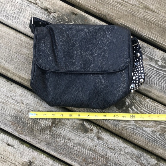 Aldo Gemstone Rivet Vegan Messenger Bag - Picture 6 of 7